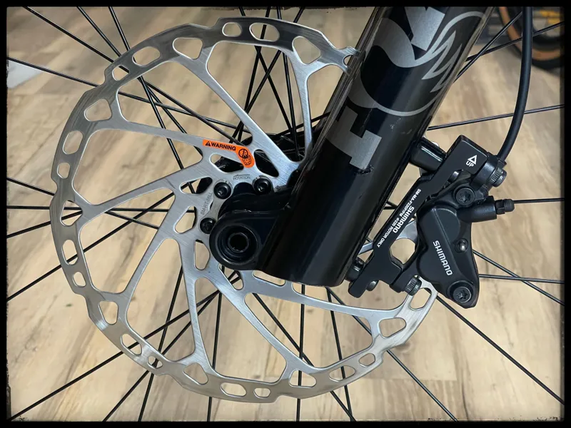 Giant Reign 1 Medium Airglow/Cold Night 2023-12